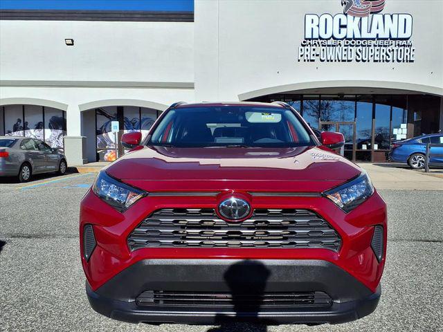 2019 Toyota RAV4 LE