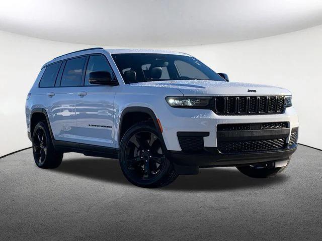 2023 Jeep Grand Cherokee L Altitude 4x4