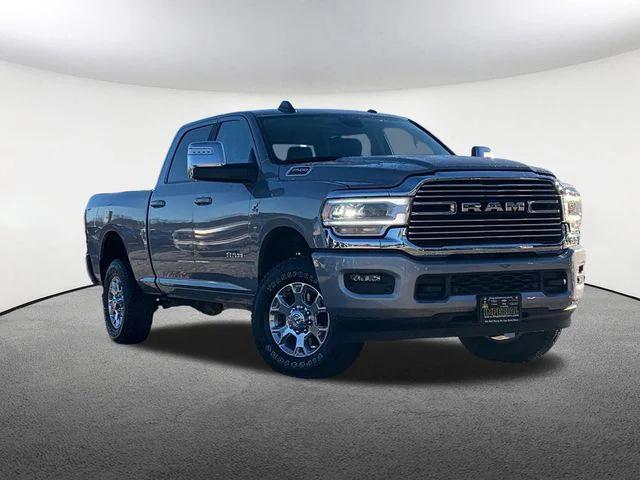 2024 RAM 2500 Laramie Crew Cab 4x4 64 Box
