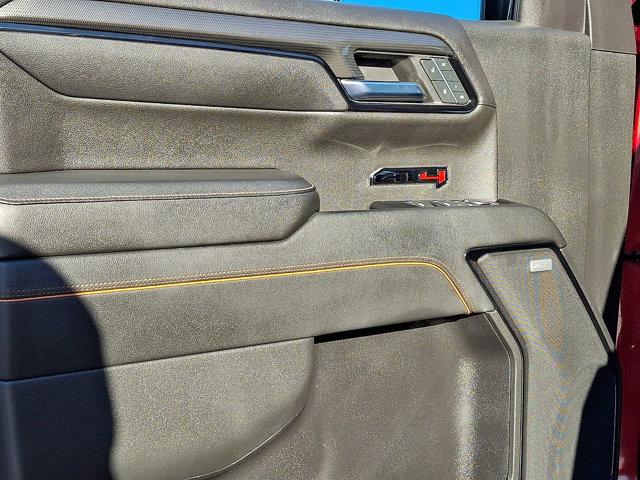 2023 GMC Sierra 1500 4WD Crew Cab Short Box AT4