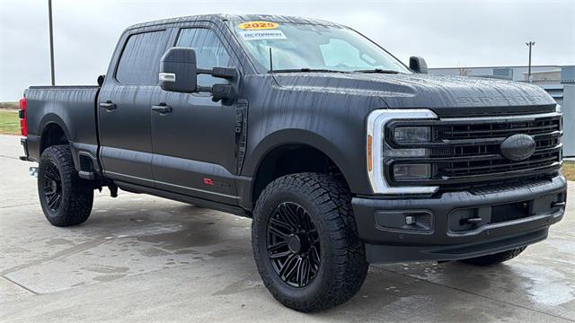 2025 Ford F-250 Platinum