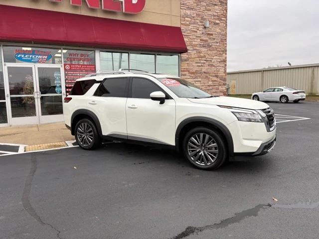 2023 Nissan Pathfinder SL 4WD 2023 Nissan Pathfinder SL 4WD