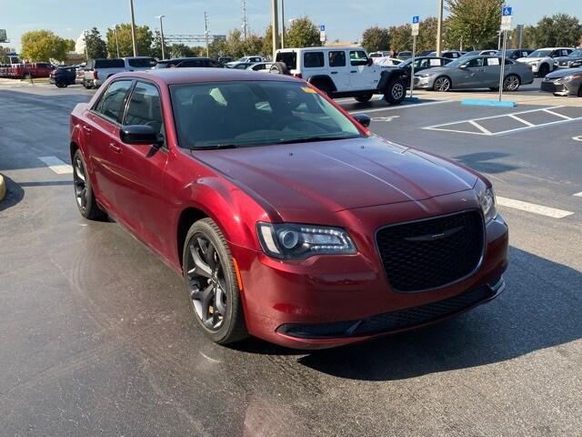 2021 Chrysler 300 Touring 2021 Chrysler 300 Touring