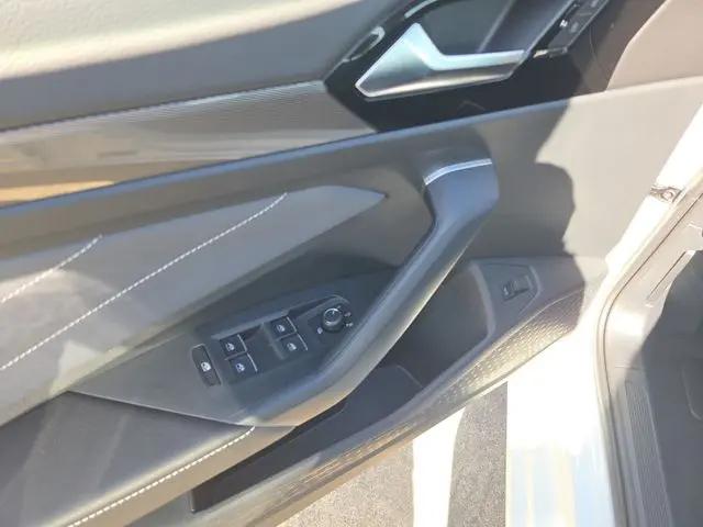 2026 Volkswagen Jetta SEL