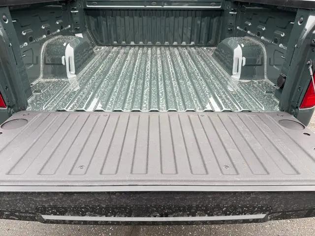 2026 Chevrolet Silverado 1500 4WD Crew Cab Short Bed Custom Trail Boss