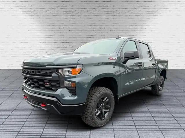2026 Chevrolet Silverado 1500 4WD Crew Cab Short Bed Custom Trail Boss