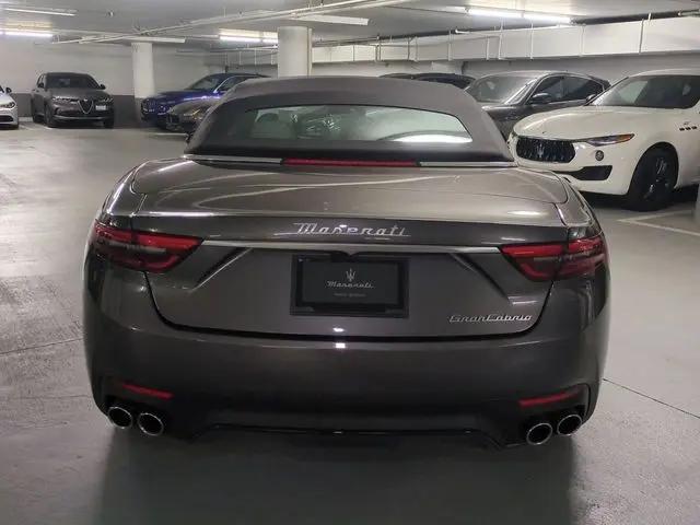 2026 Maserati GranCabrio Standard