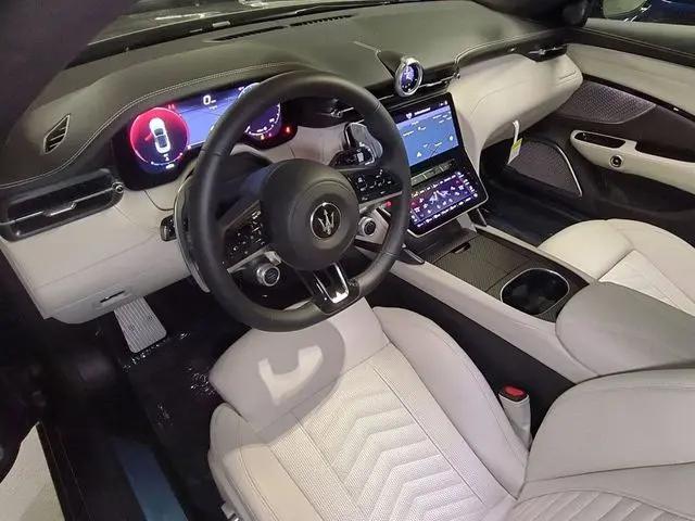 2026 Maserati GranCabrio Standard