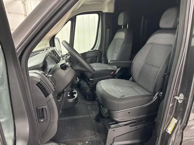 2026 Ram ProMaster 2500 Cargo Van Tradesman High Roof 159" WB w/Pass Seat