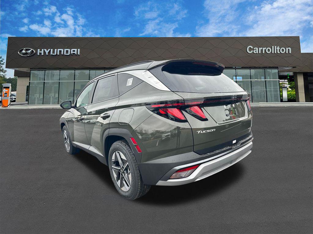 New 2026 Green Hyundai SEL FWD image 8