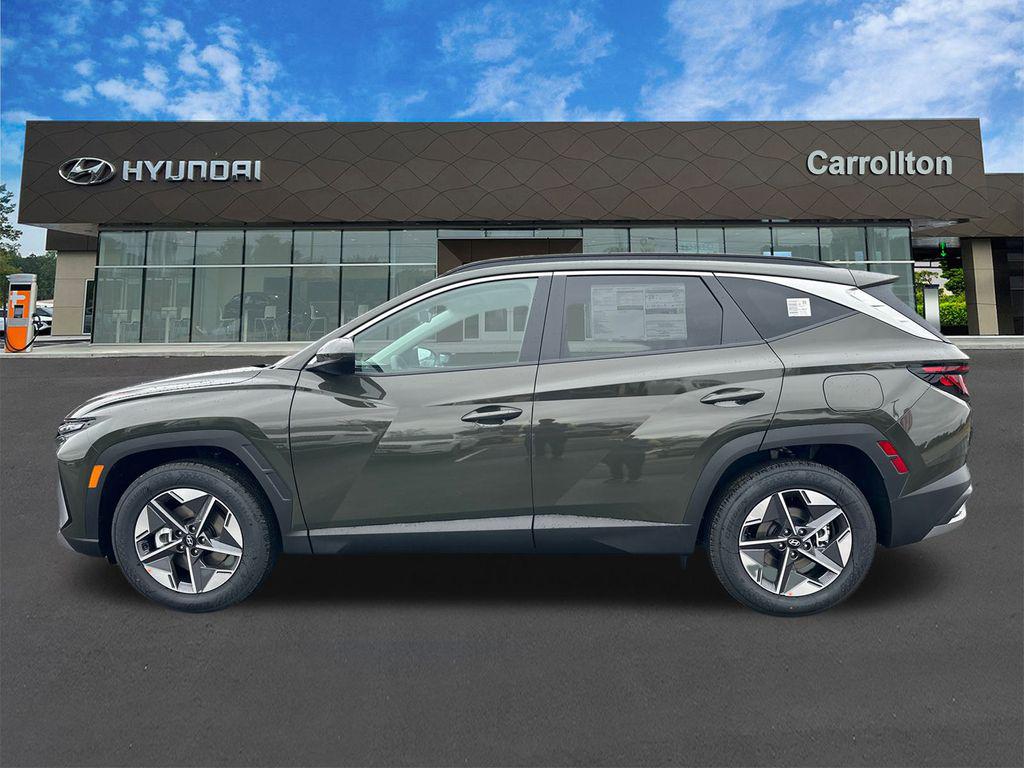 New 2026 Green Hyundai SEL FWD image 9