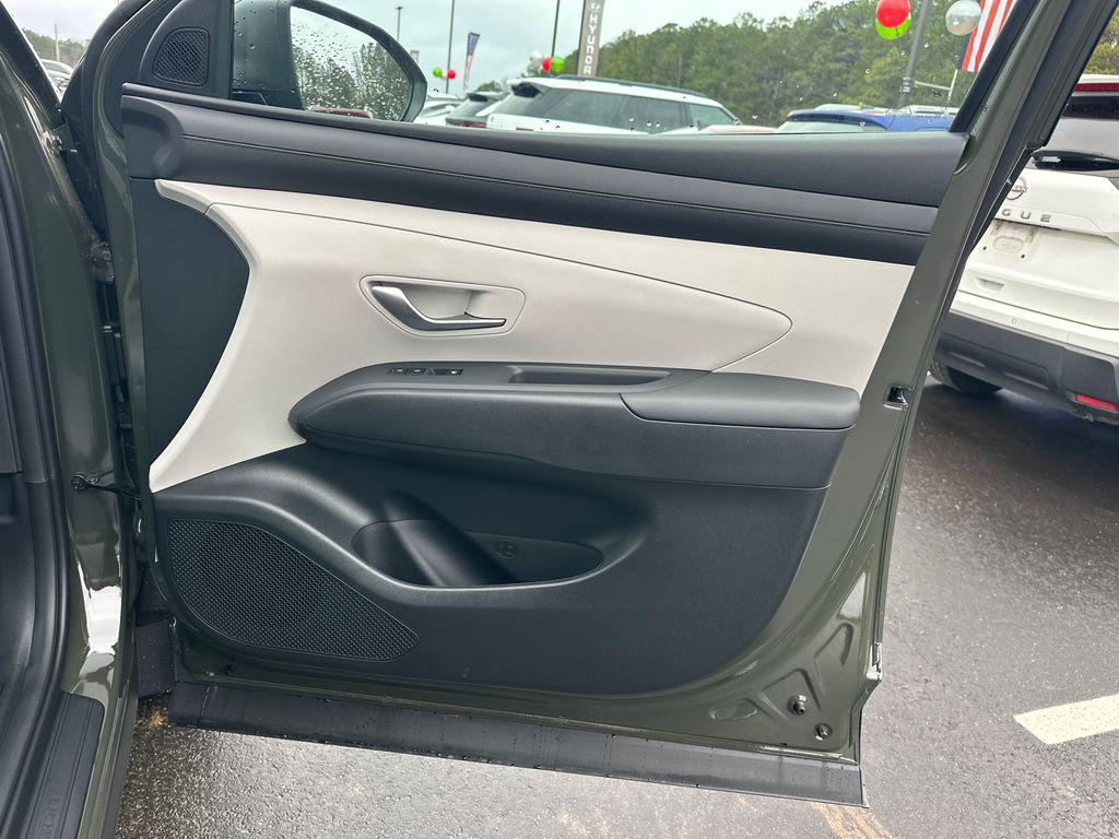 New 2026 Green Hyundai SEL FWD image 15