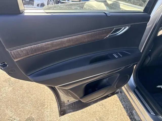 2024 Genesis GV80 2.5T AWD
