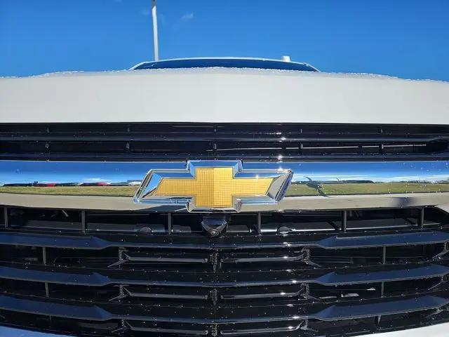 2026 Chevrolet Suburban LS, RWD