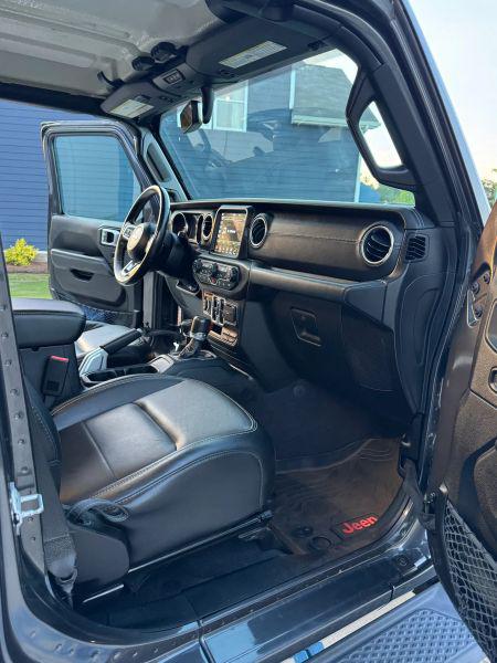 2020 Jeep Gladiator Overland