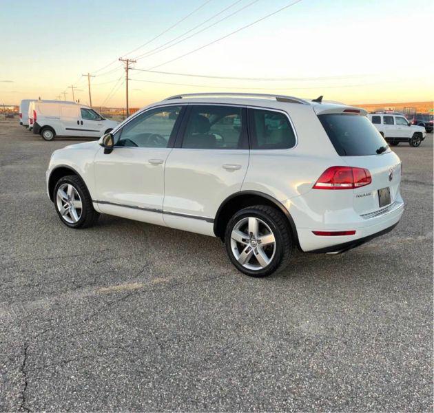 2013 Volkswagen Touareg VR6 Lux