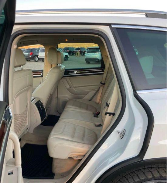 2013 Volkswagen Touareg VR6 Lux