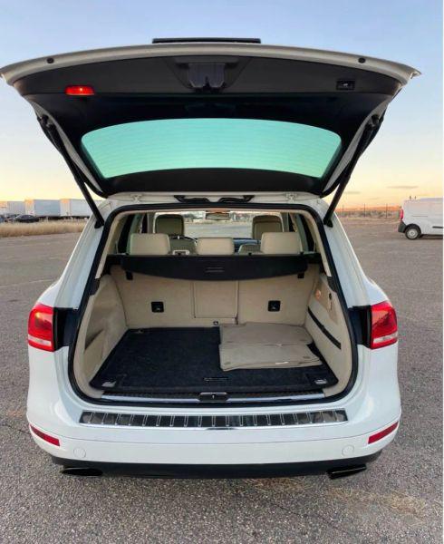 2013 Volkswagen Touareg VR6 Lux