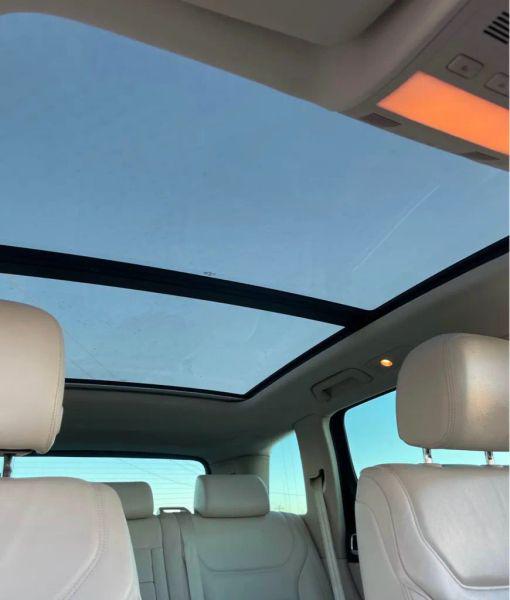 2013 Volkswagen Touareg VR6 Lux