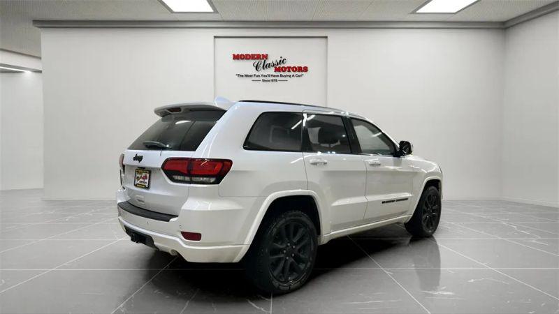 2022 Jeep Grand Cherokee Laredo X