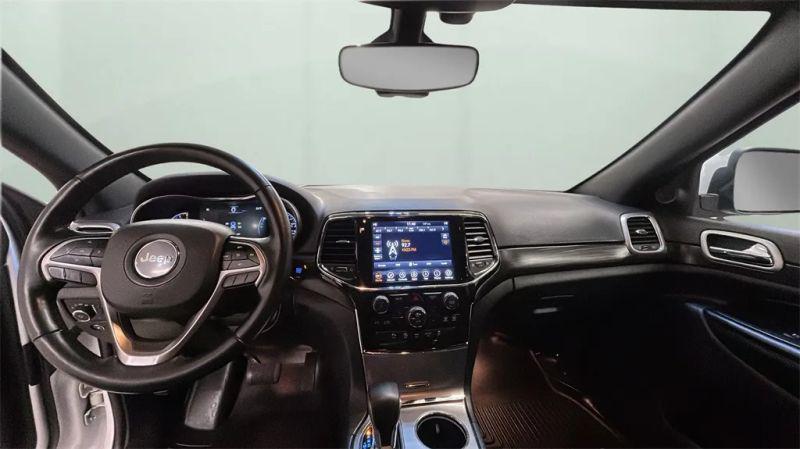 2022 Jeep Grand Cherokee Laredo X