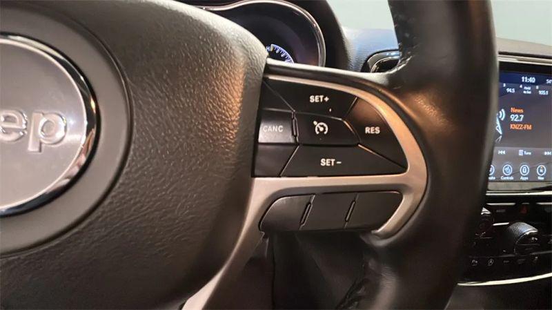 2022 Jeep Grand Cherokee Laredo X