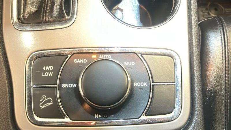 2022 Jeep Grand Cherokee Laredo X