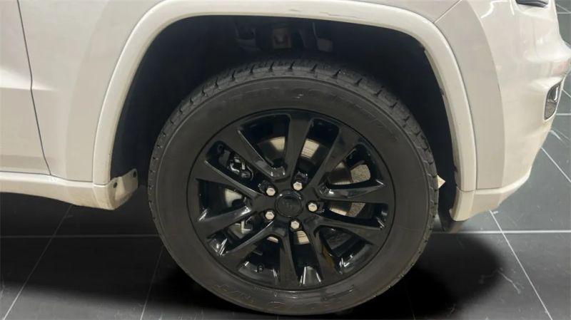 2022 Jeep Grand Cherokee Laredo X