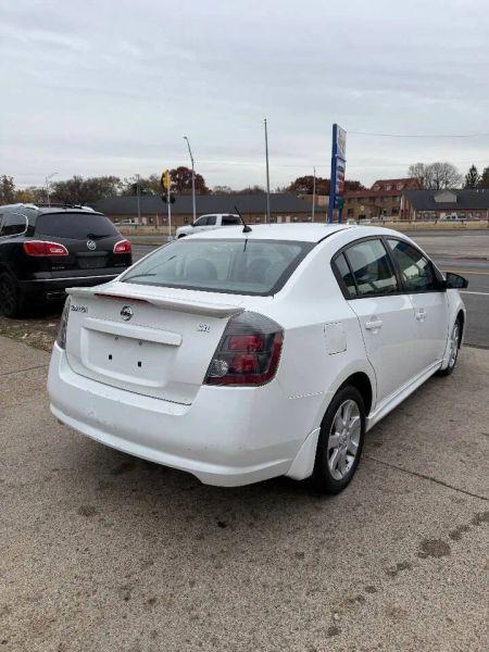 2011 Nissan Sentra 2.0SR