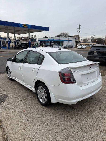 2011 Nissan Sentra 2.0SR