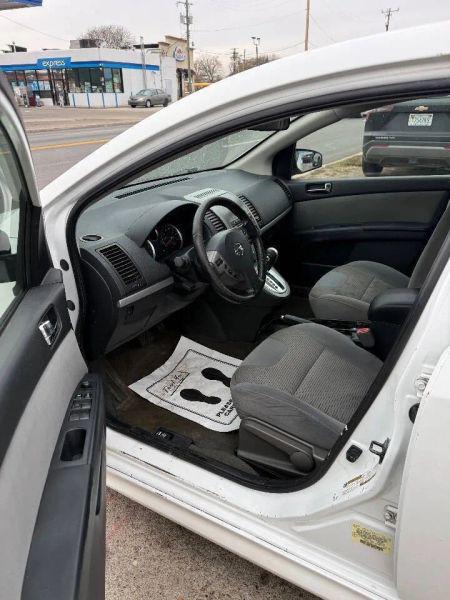 2011 Nissan Sentra 2.0SR