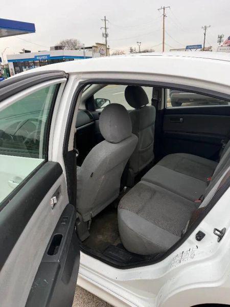 2011 Nissan Sentra 2.0SR