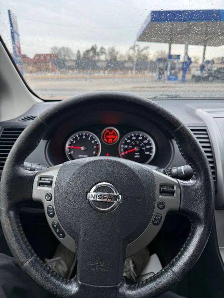 2011 Nissan Sentra 2.0SR