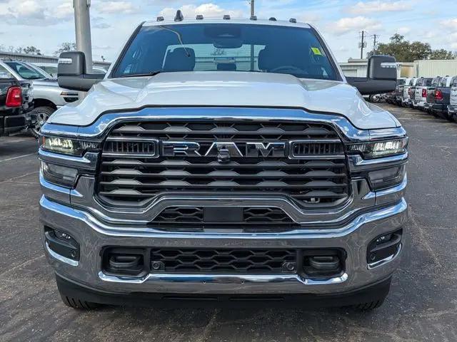 2026 Ram 3500 Big Horn Crew Cab 4x4 8' Box
