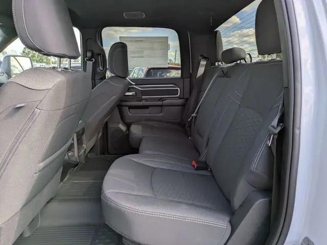 2026 Ram 3500 Big Horn Crew Cab 4x4 8' Box