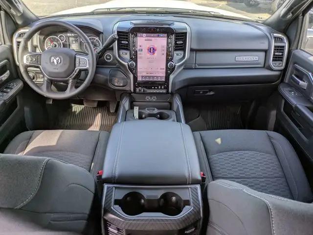 2026 Ram 3500 Big Horn Crew Cab 4x4 8' Box