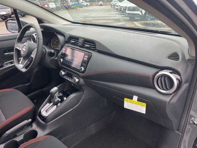 2025 Nissan Versa 1.6 SR