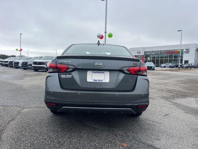 2025 Nissan Versa 1.6 SR