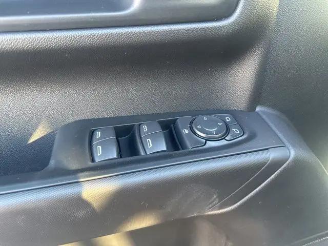 2026 Chevrolet Silverado 1500 4WD Crew Cab Short Bed Custom Trail Boss