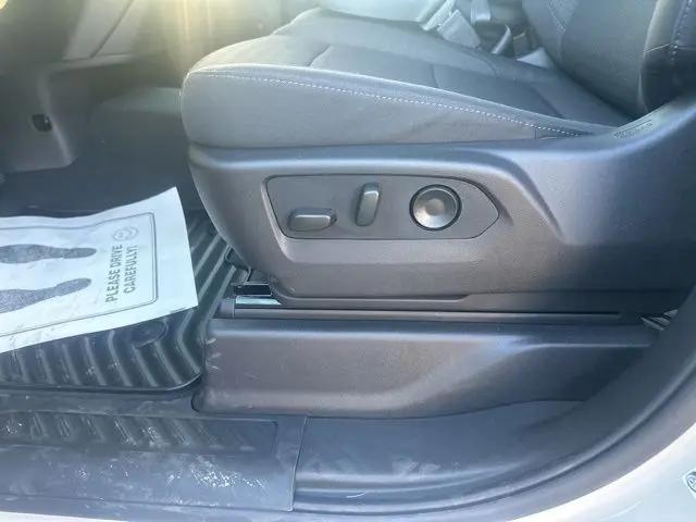 2026 Chevrolet Silverado 1500 4WD Crew Cab Short Bed Custom Trail Boss