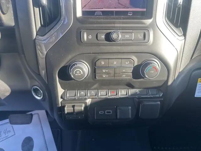 2026 Chevrolet Silverado 1500 4WD Crew Cab Short Bed Custom Trail Boss
