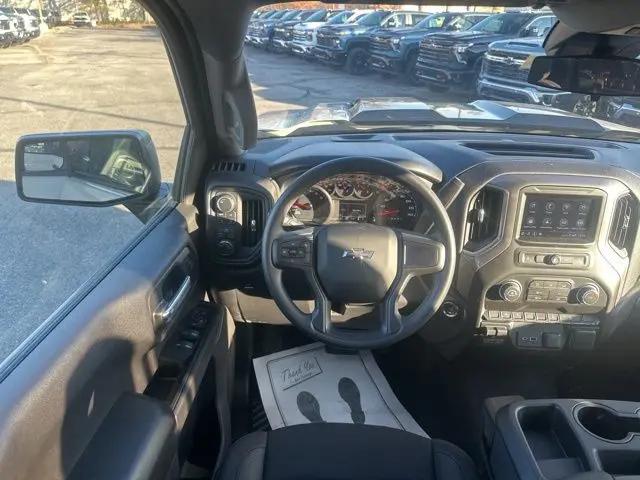 2026 Chevrolet Silverado 1500 4WD Crew Cab Short Bed Custom Trail Boss