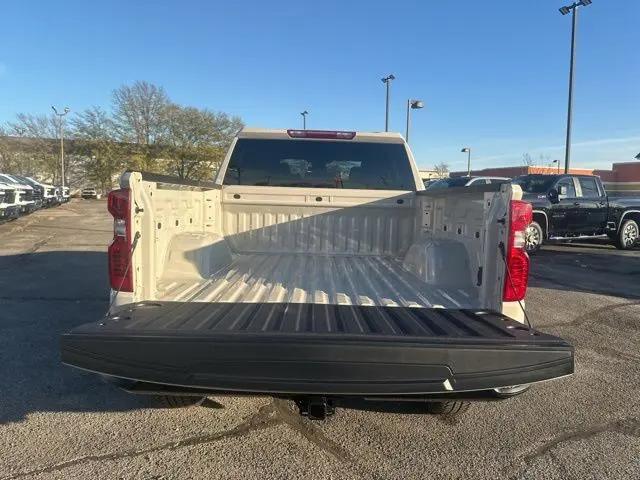 2026 Chevrolet Silverado 1500 4WD Crew Cab Short Bed Custom Trail Boss
