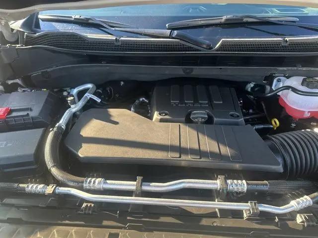 2026 Chevrolet Silverado 1500 4WD Crew Cab Short Bed Custom Trail Boss