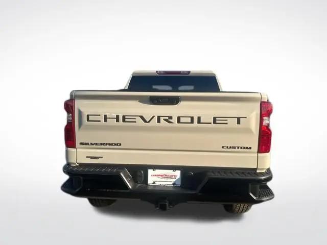 2026 Chevrolet Silverado 1500 4WD Crew Cab Short Bed Custom Trail Boss