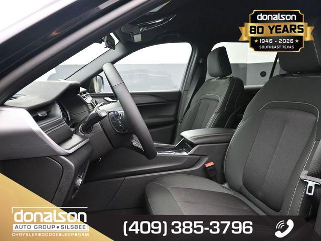 2025 Jeep Grand Cherokee L Laredo 4x2