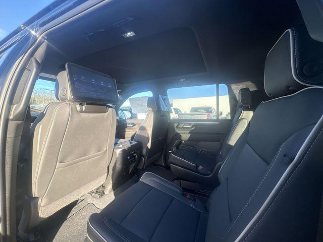 2026 Chevrolet Suburban Premier, 4WD