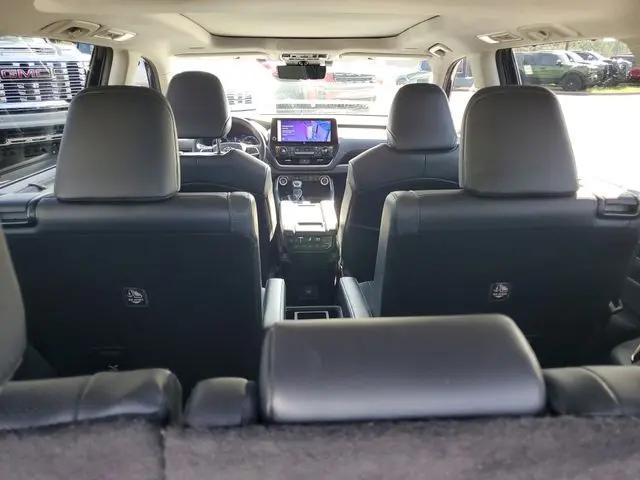 2024 Toyota Grand Highlander Platinum