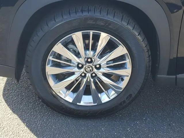 2024 Toyota Grand Highlander Platinum