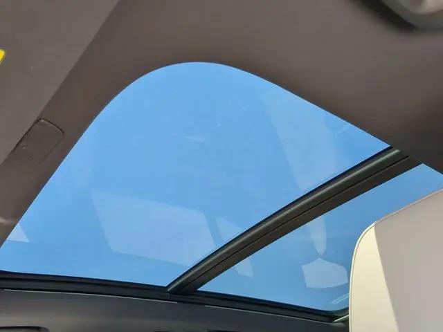2026 Volvo XC90 Ultra, B6 AWD Gas mild hybrid, Gasoline, Bright, 6 Seats
